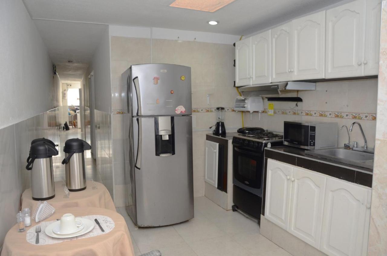 Hostal Marbella 47 Картахена Экстерьер фото